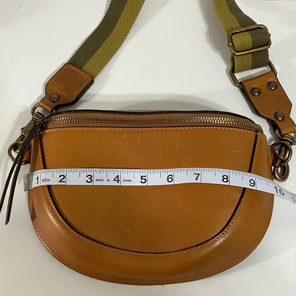 Sundance Belt Bag. Tan Leather with Green Stripe Hip Belt. Made in Italy. - Picture 3 of 12